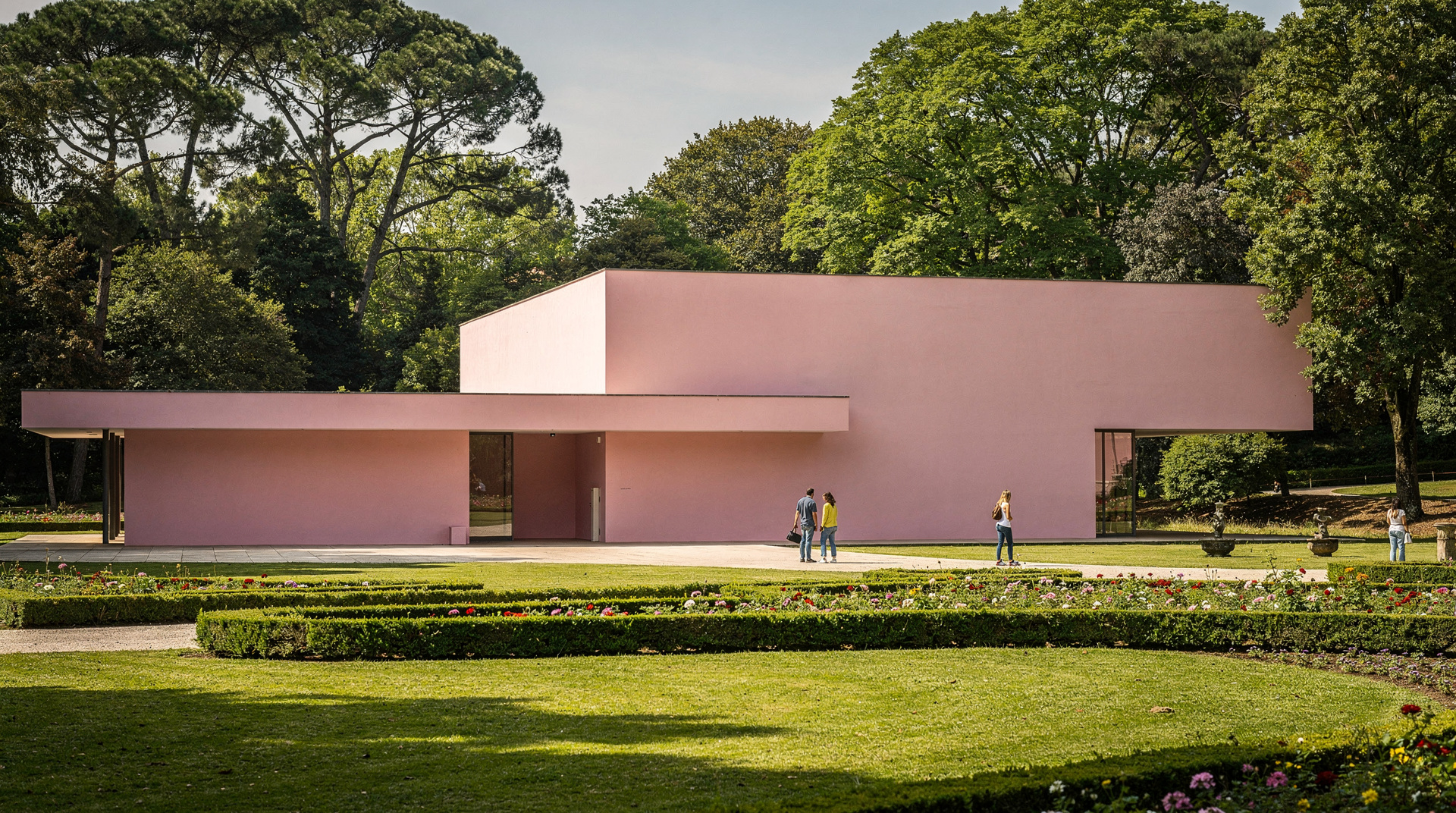 Boavista and Serralves — Porto's art and architecture district, Portugal