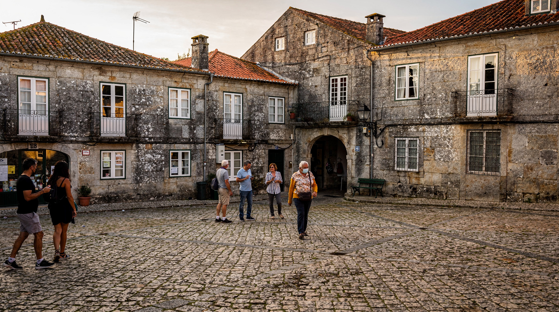 Braga and Guimarães in one day — the honest guide — How to visit both Braga and Guimarães in one day from Porto: train logistics, to