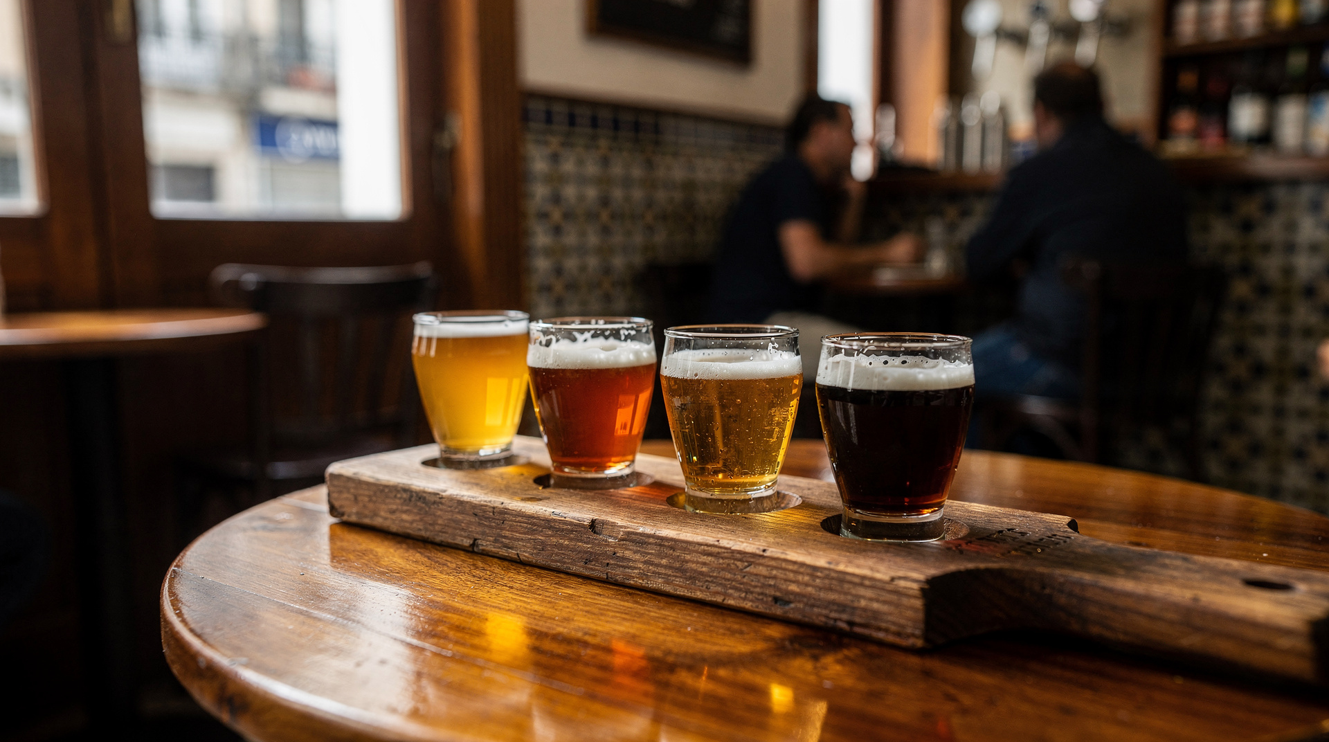Birra artigianale a Porto — la guida onesta alla scena locale — Guida onesta alla scena della birra artigianale di Porto: Letraria, Catraio, Arm