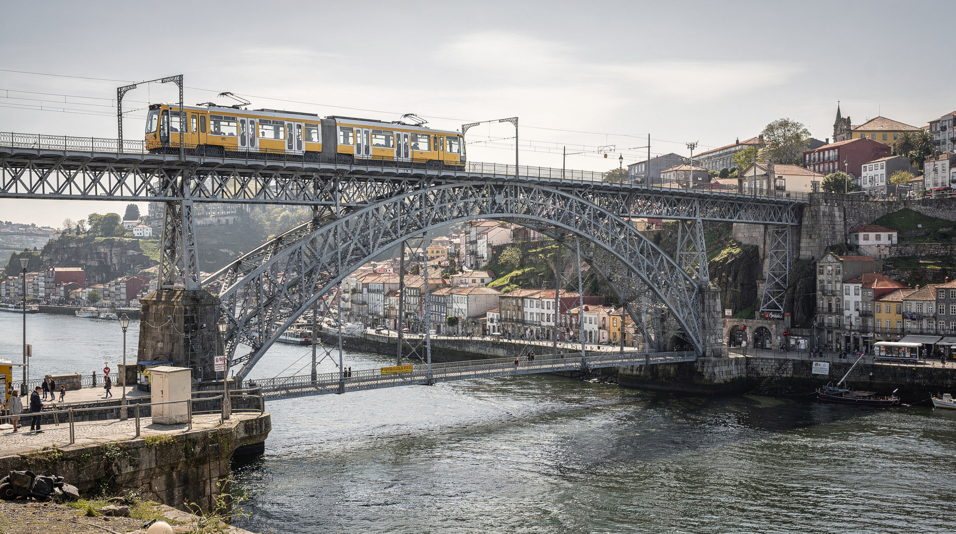 Ponte Dom Luís I — the complete guide to Porto's famous bridge — Complete guide to Ponte Dom Luís I: Seyrig's 1886 iron bridge, how to cross both