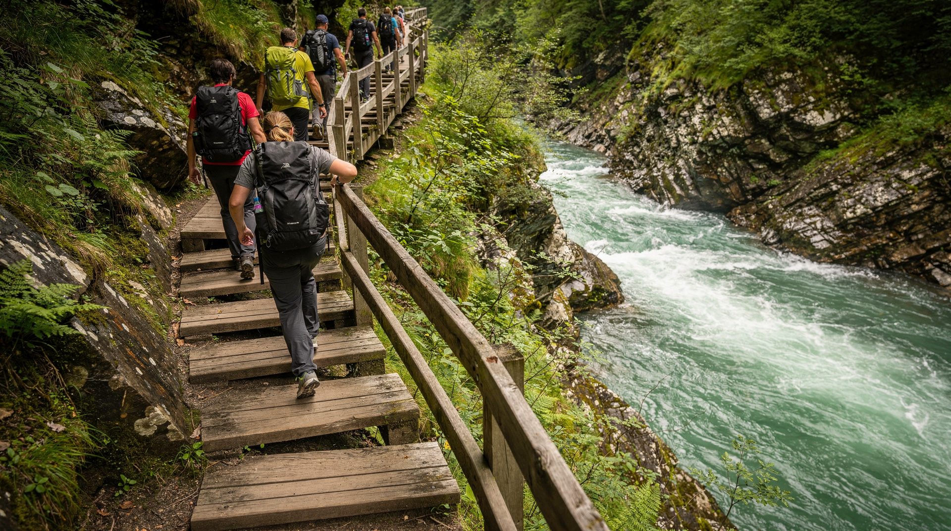 Paiva Walkways hiking guide — Passadiços do Paiva, what to expect and how to plan — Honest guide to the Passadiços do Paiva: 8 km boardwalk hike, difficulty level, 